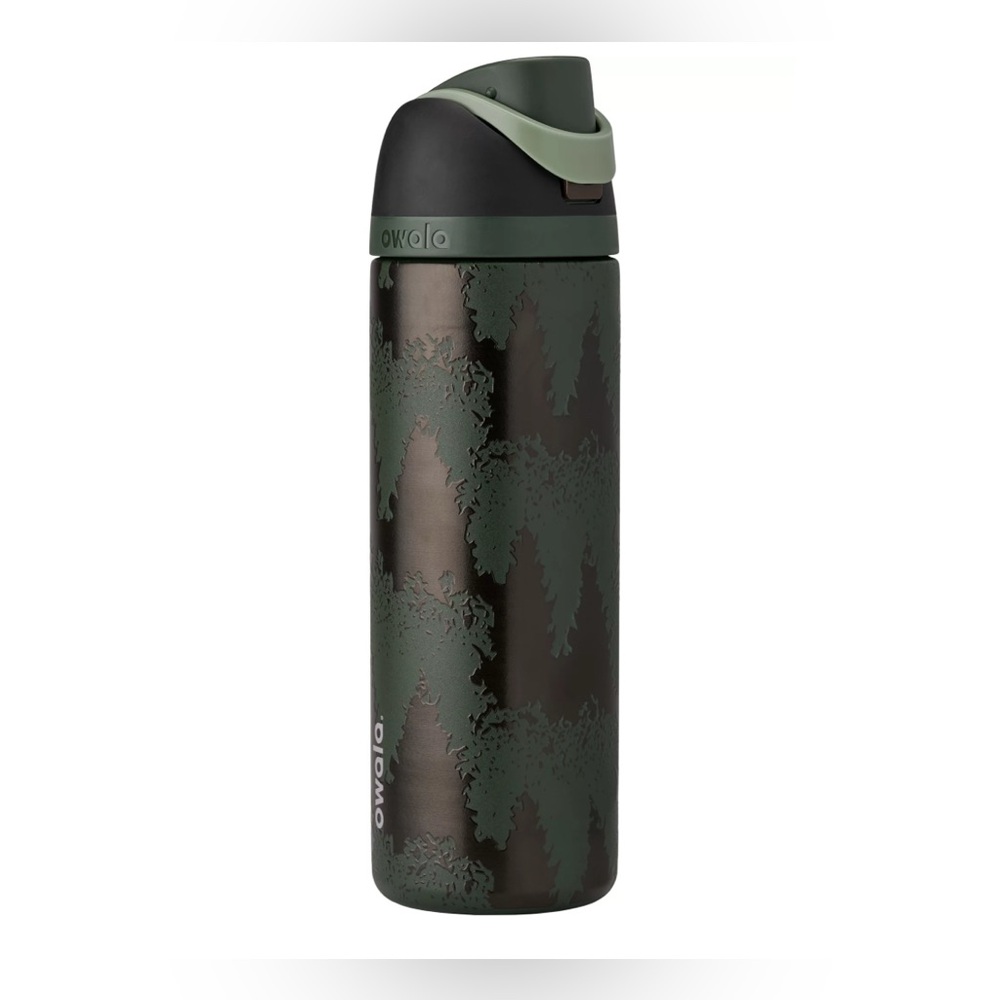 Owala 24 oz FreeSip Stainless Steel Water Bottle, Spruce the Halls, like new